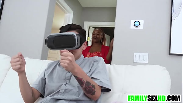 Ebony Teen fucks BF’s stepbro while he is busy playing VR games